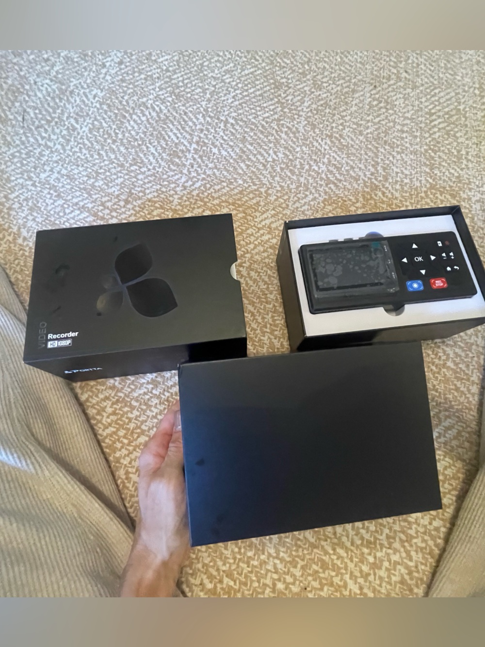 Portable Video Recorder with Remote Control - Black